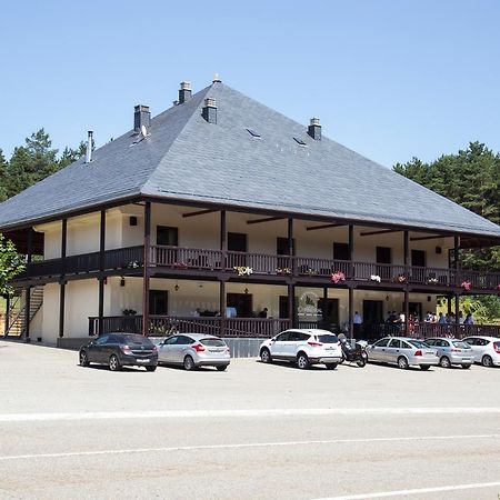Complejo O Pineiral A Fonsagrada Hotell Eksteriør bilde